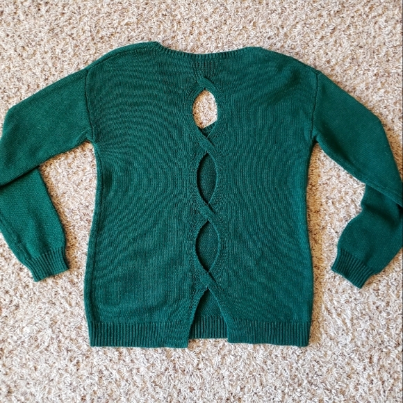 Harper Lane Sweater - Picture 2 of 5